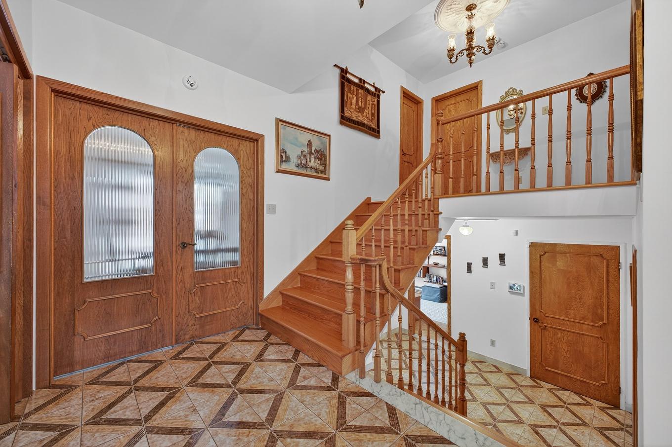 Hall d'entrée/Vestibule - 7745 Boul. Gouin O., Montréal (Ahuntsic-Cartierville), QC - Indoor Photo Showing Other Room