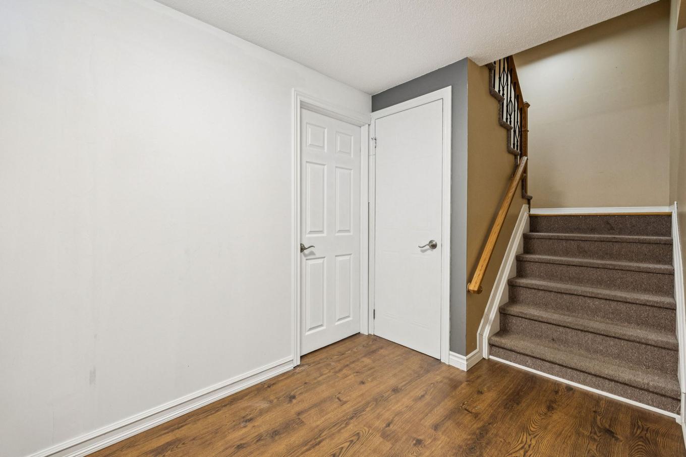 Staircase - 64 Rue Mcelroy, Gatineau (Gatineau), QC - Indoor Photo Showing Other Room