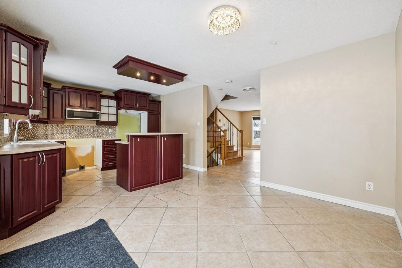 Dining room - 64 Rue Mcelroy, Gatineau (Gatineau), QC - Indoor Photo Showing Kitchen