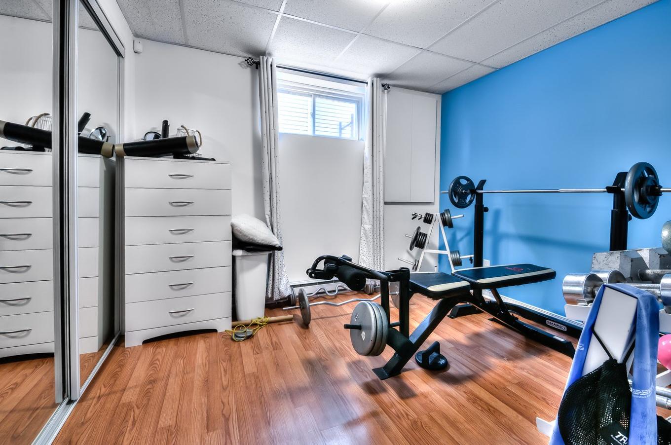 Bedroom - 109 Rue Joseph-Charles-Coallier, Saint-Jean-Sur-Richelieu, QC - Indoor Photo Showing Gym Room