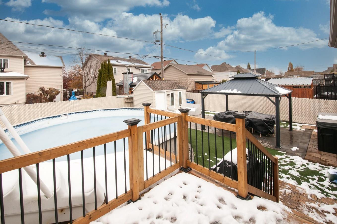Backyard - 109 Rue Joseph-Charles-Coallier, Saint-Jean-Sur-Richelieu, QC - Outdoor