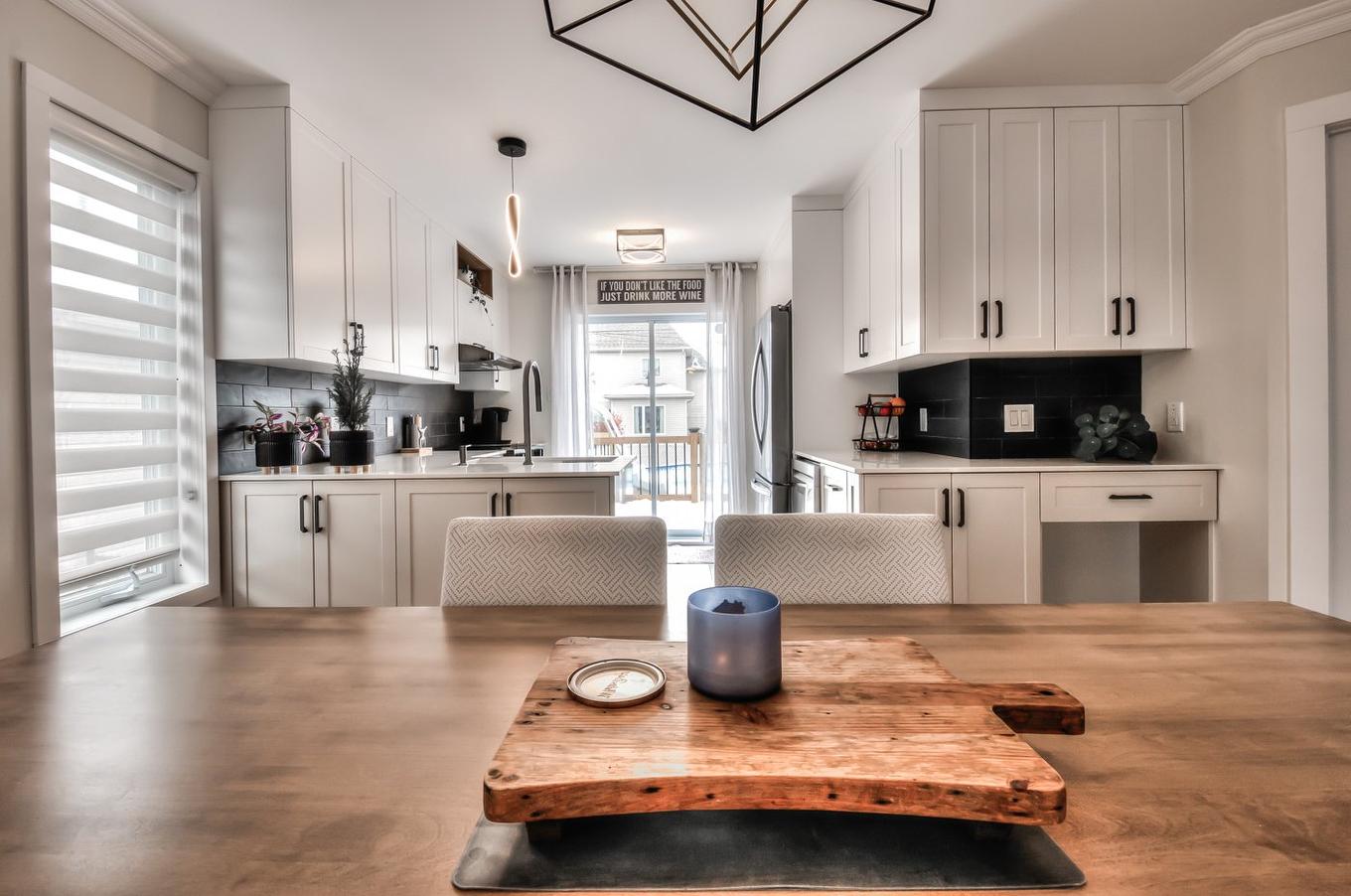 Kitchen - 109 Rue Joseph-Charles-Coallier, Saint-Jean-Sur-Richelieu, QC - Indoor