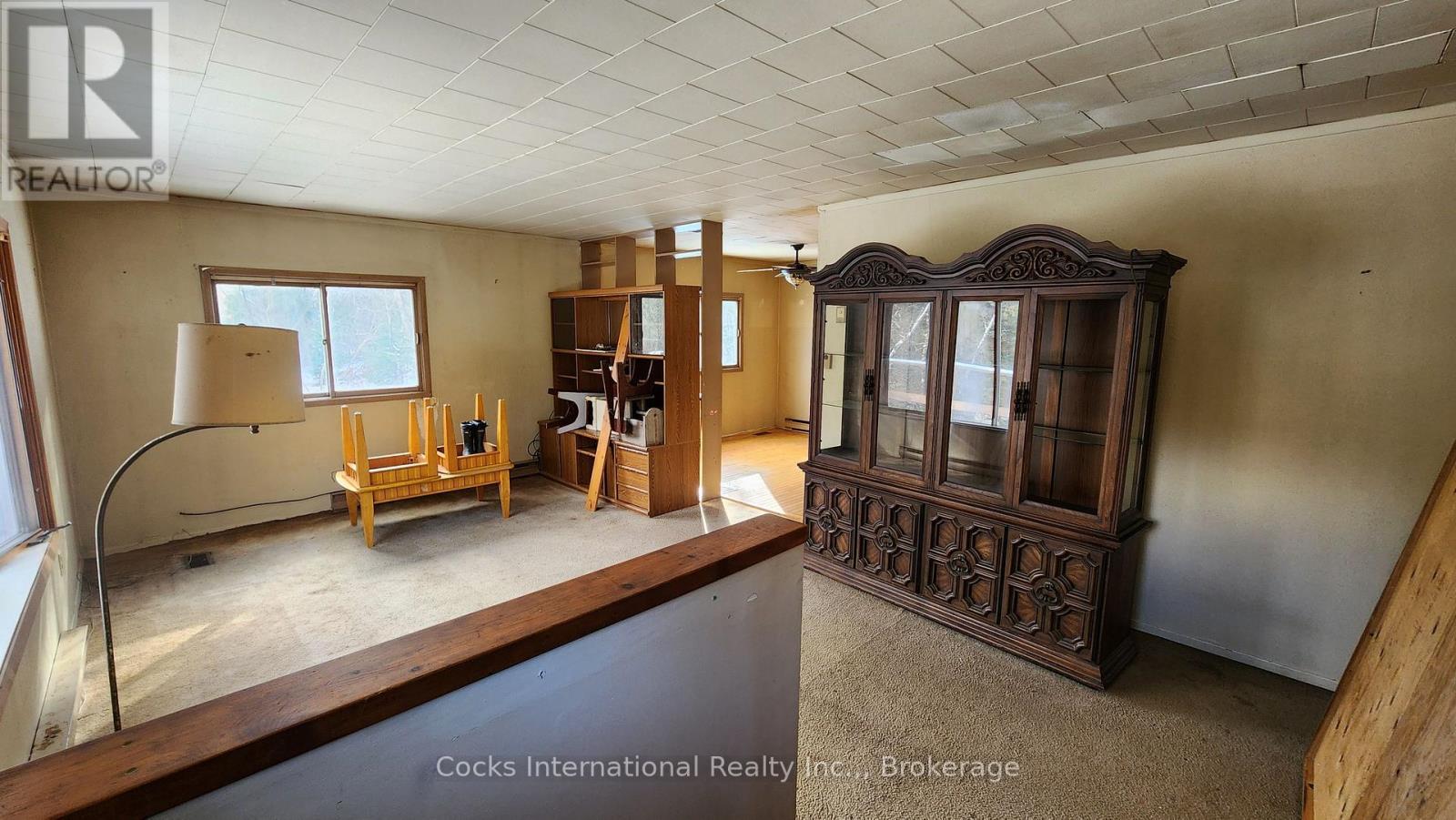 44 Expressway Road, Perry, ON - Indoor Photo Showing Other Room