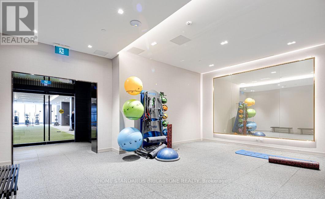 2712 - 319 Jarvis Street E, Toronto, ON - Indoor Photo Showing Other Room