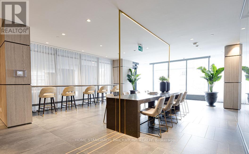 2712 - 319 Jarvis Street E, Toronto, ON - Indoor