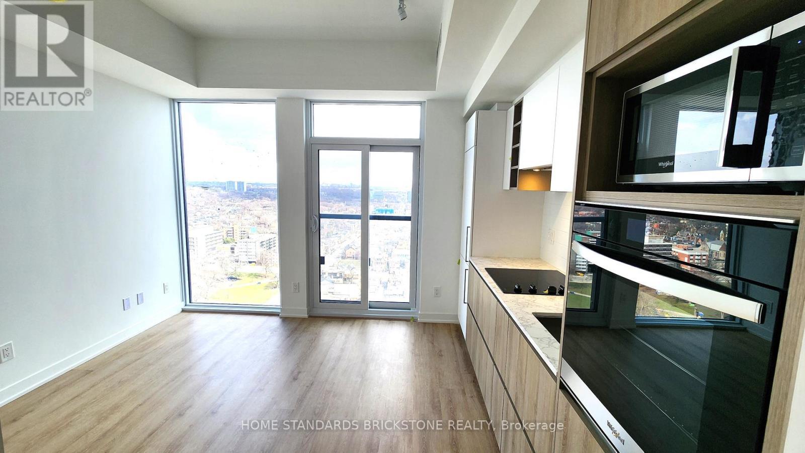 2712 - 319 Jarvis Street E, Toronto, ON - Indoor With Fireplace