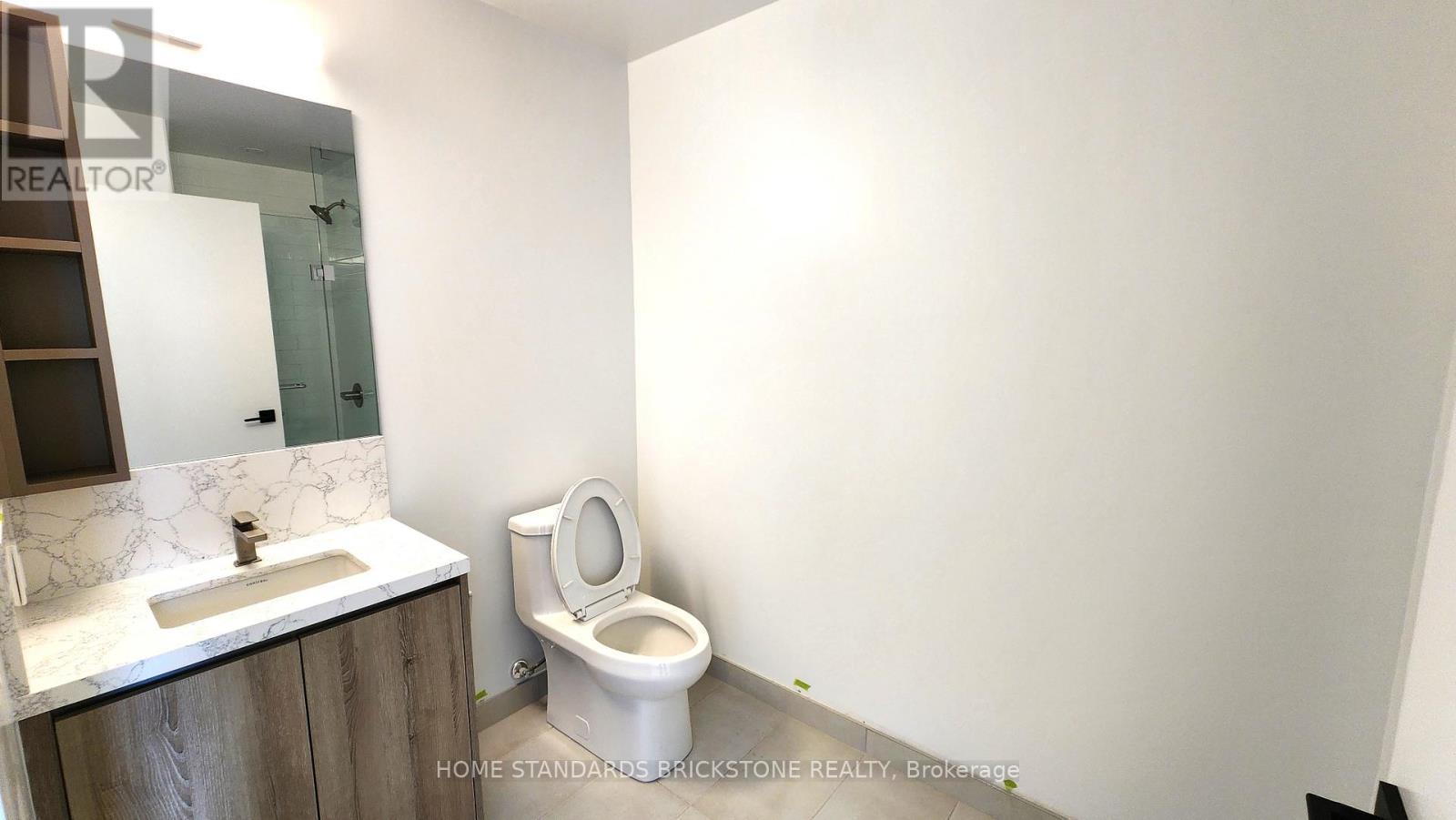 2712 - 319 Jarvis Street E, Toronto, ON - Indoor Photo Showing Bathroom