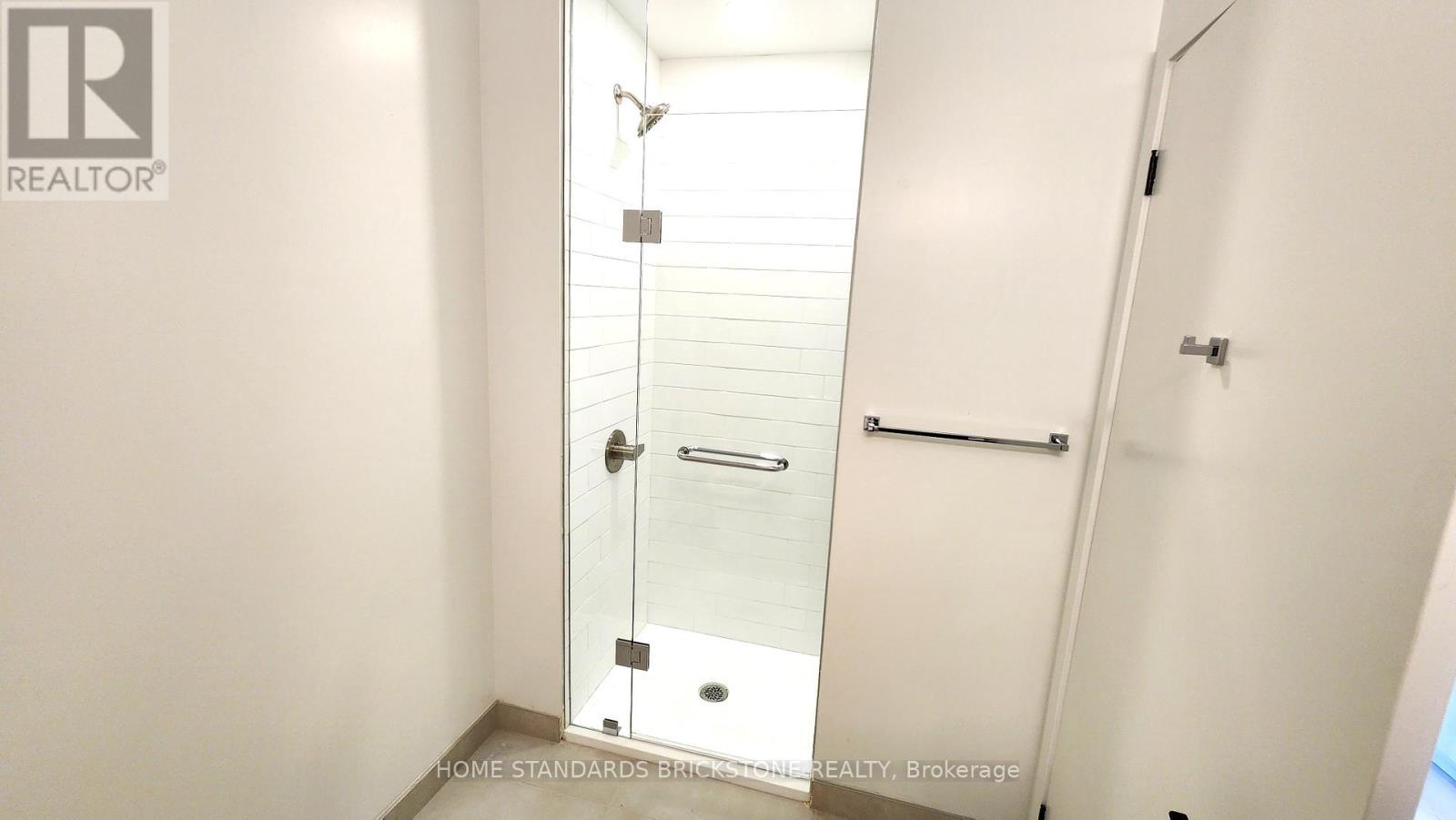 2712 - 319 Jarvis Street E, Toronto, ON - Indoor Photo Showing Other Room