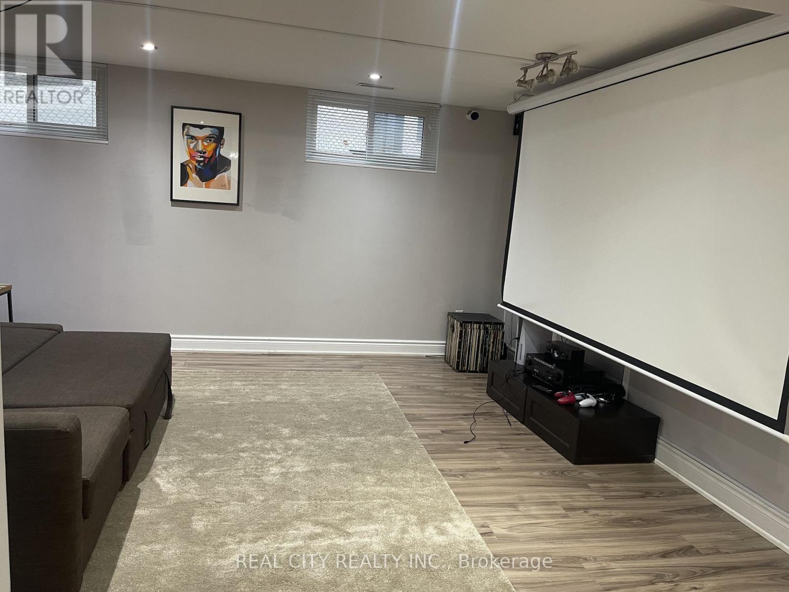 47 Ladyslipper Court, Markham, ON - Indoor Photo Showing Other Room