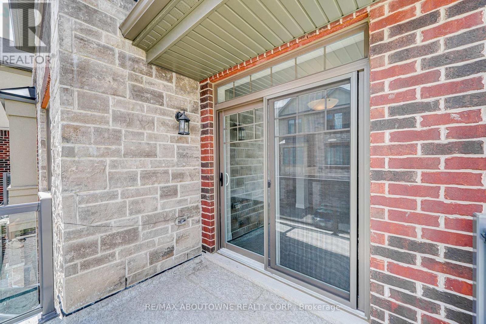 19 Ritchie Lane, Hamilton, ON - Outdoor With Balcony With Exterior