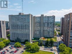 502 - 530 LAURIER AVENUE W Ottawa, ON K1R 7T1