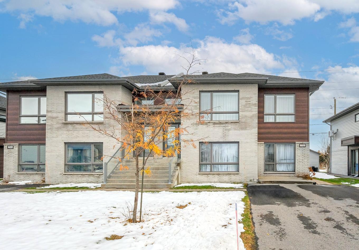 Frontage - 1752 Rue Louis-Philippe-Hébert, Chambly, QC - Outdoor With Facade