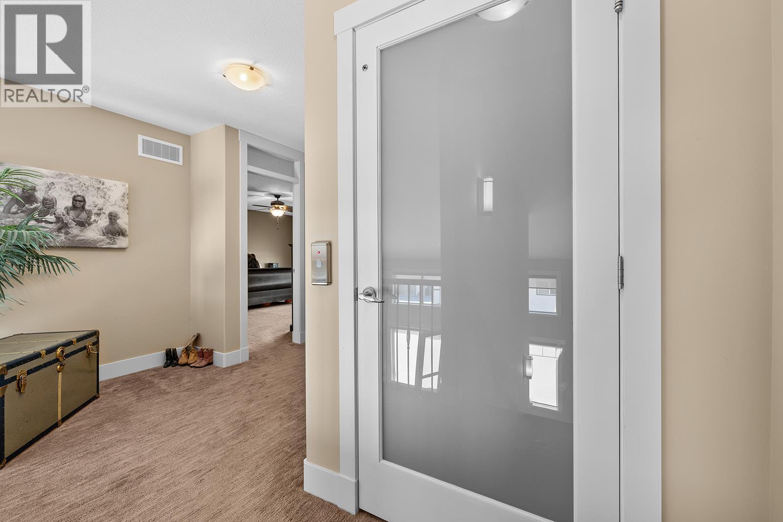 3359 Cougar Road Unit# 19, West Kelowna, BC - Indoor Photo Showing Other Room