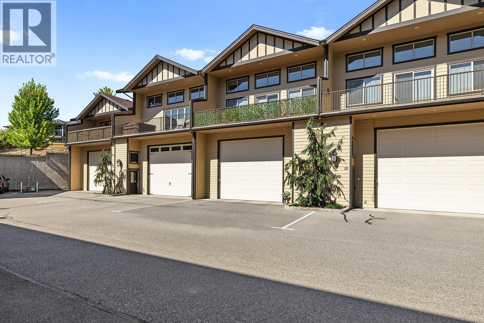 3359 Cougar Road Unit# 19, West Kelowna, BC - Outdoor