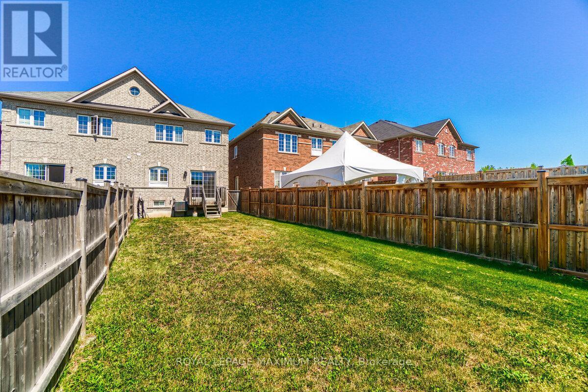 160 Gentile Circle, Vaughan, ON - Outdoor