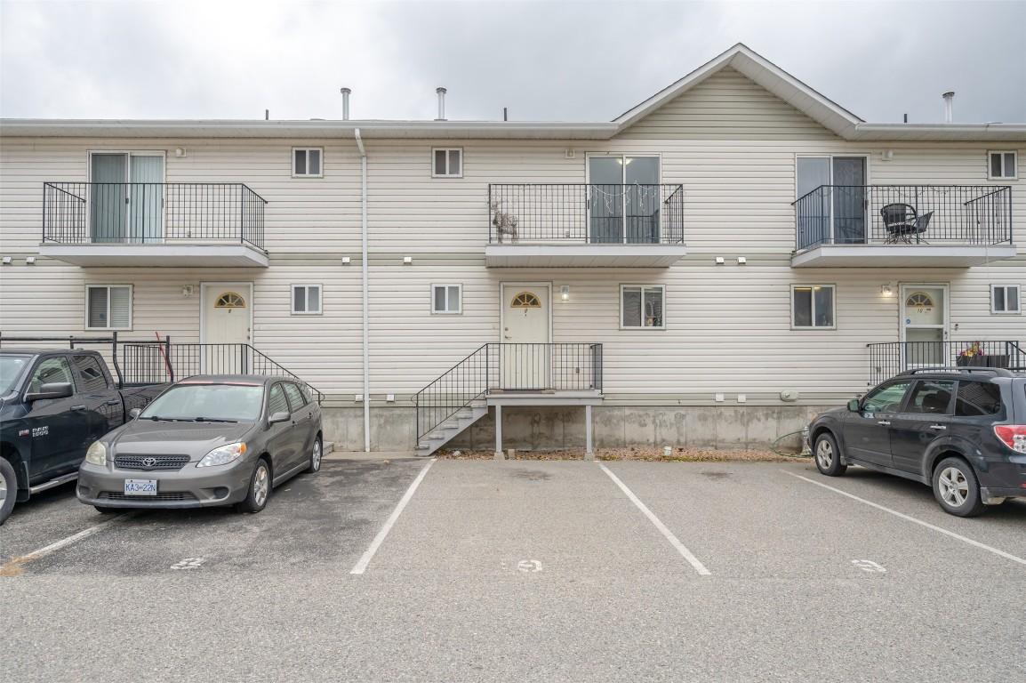 9-1020 Cedar Street, Okanagan Falls, BC - Outdoor With Balcony