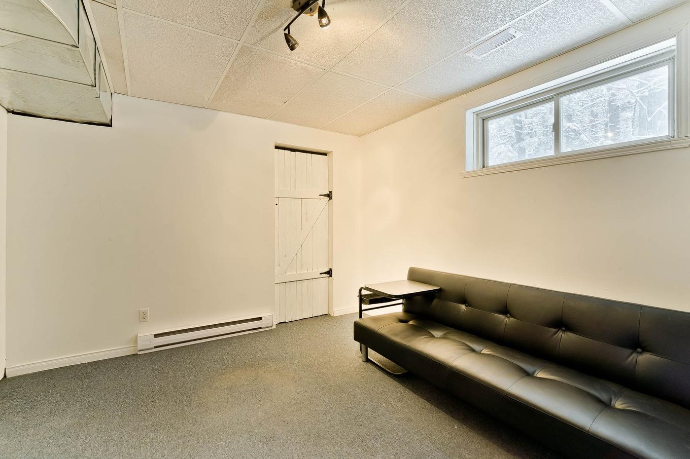 Bureau - 81 Rue Raymond, Magog, QC - Indoor Photo Showing Other Room