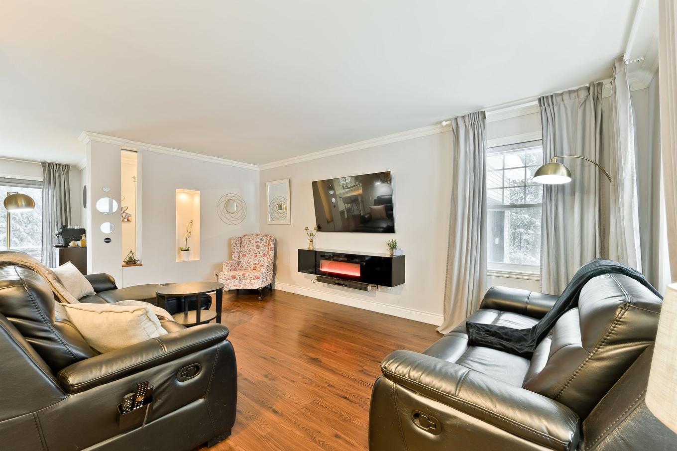 Salon - 81 Rue Raymond, Magog, QC - Indoor Photo Showing Living Room