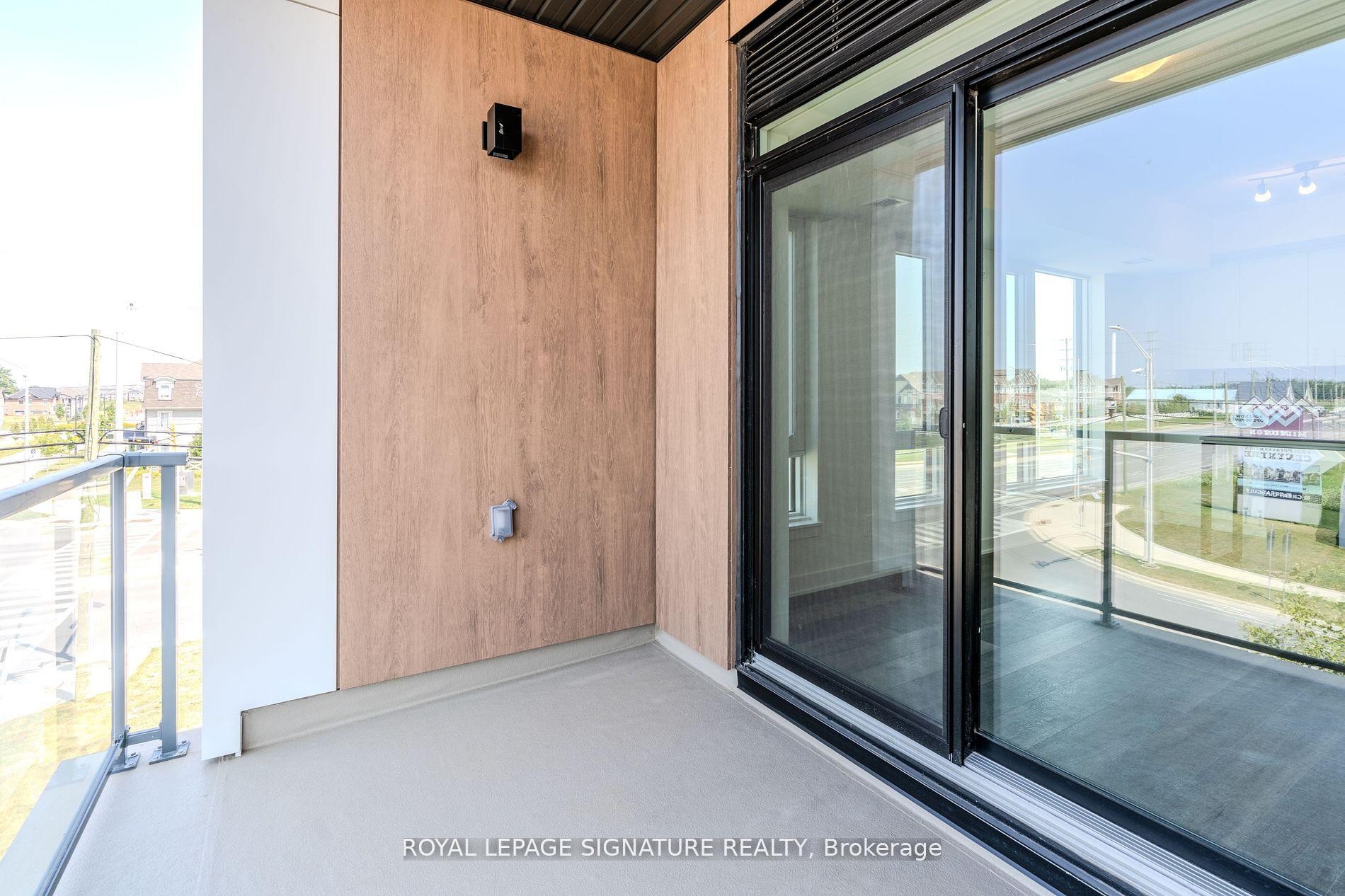 314-1440 Clarriage Court, Milton, ON - Outdoor With Balcony With Exterior