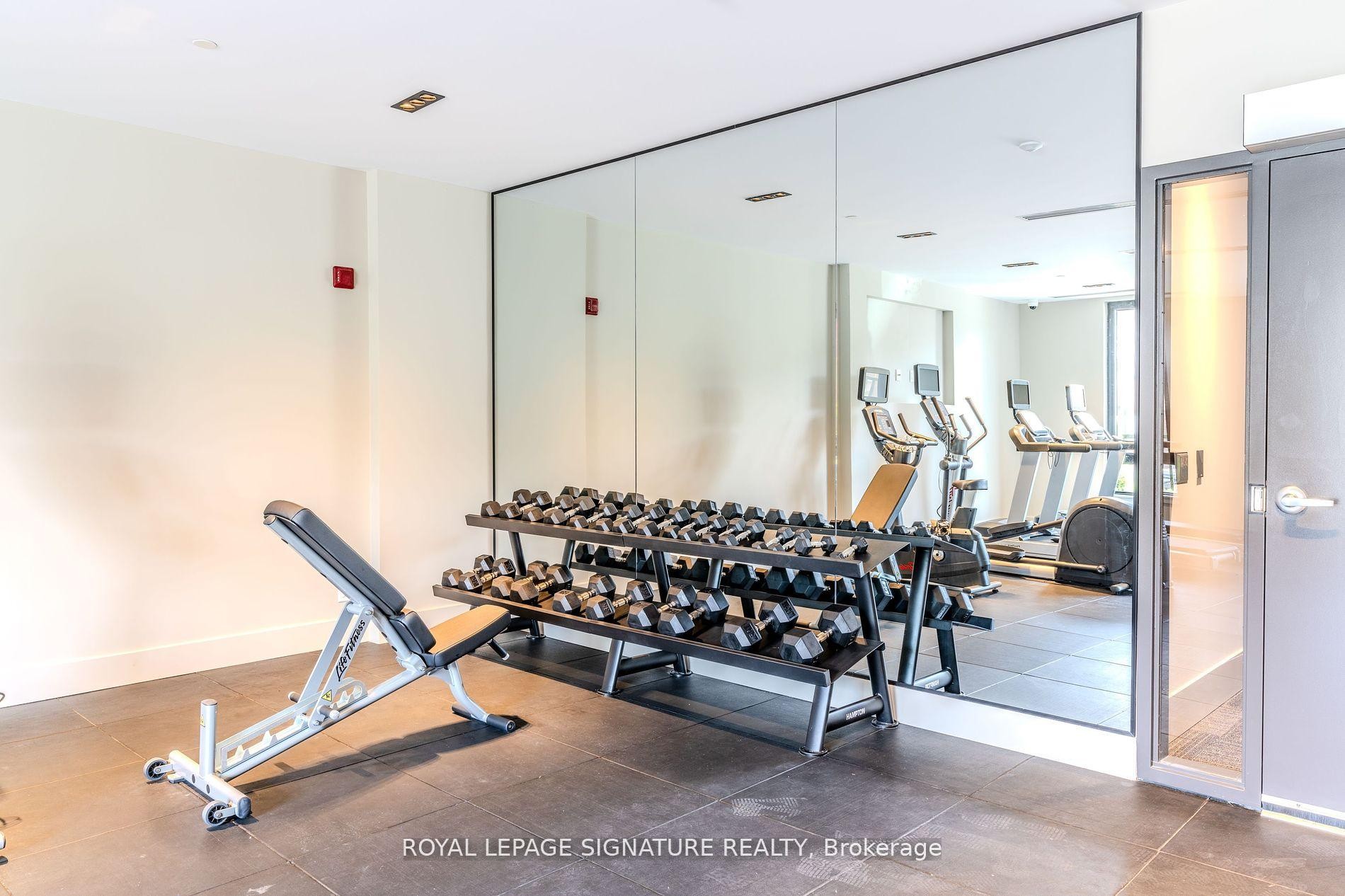 314-1440 Clarriage Court, Milton, ON - Indoor Photo Showing Gym Room