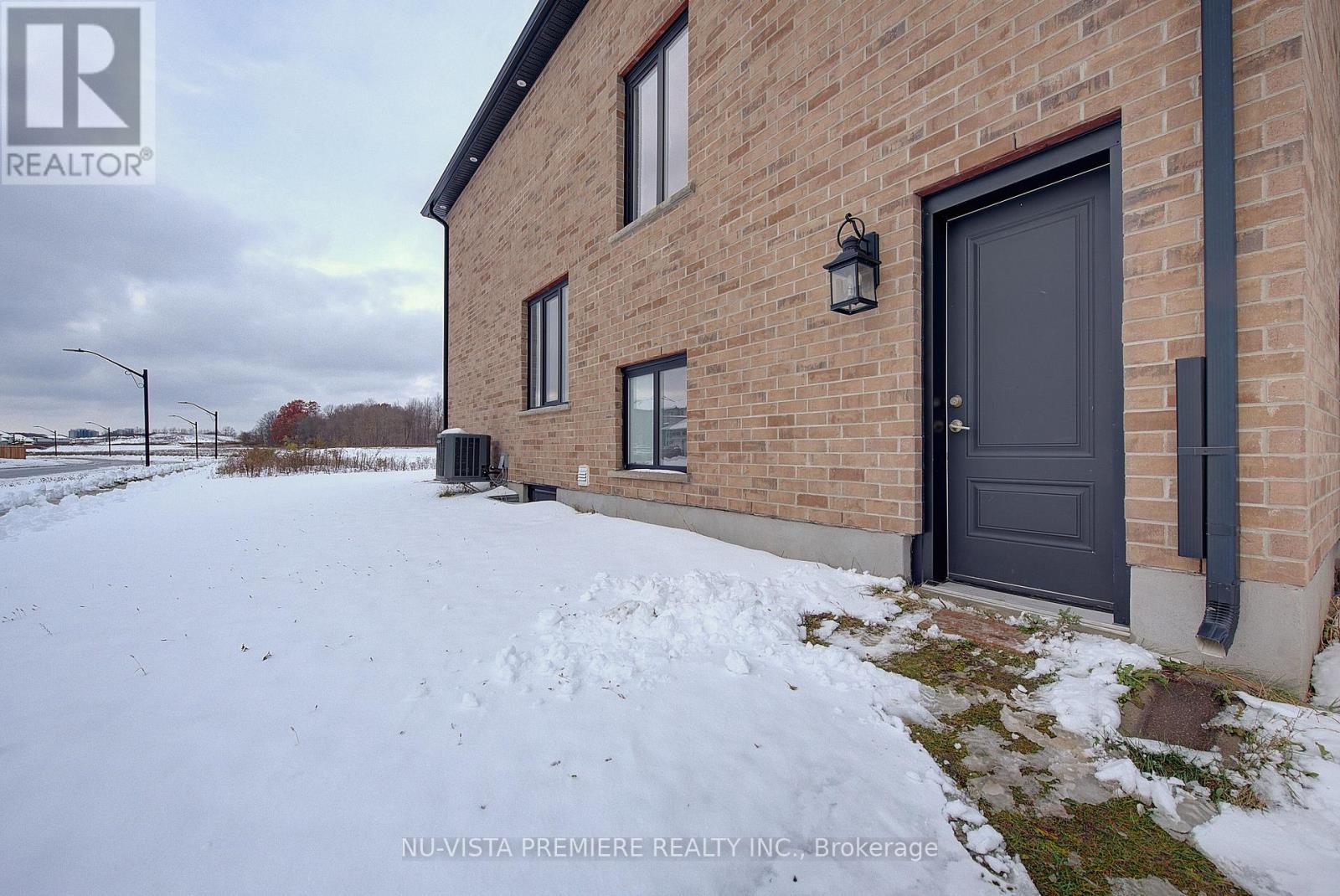 2232 Tripp Drive, London South (South V), ON - Outdoor With Exterior