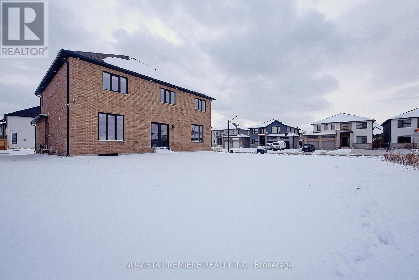 2232 Tripp Drive, London South (South V), ON -