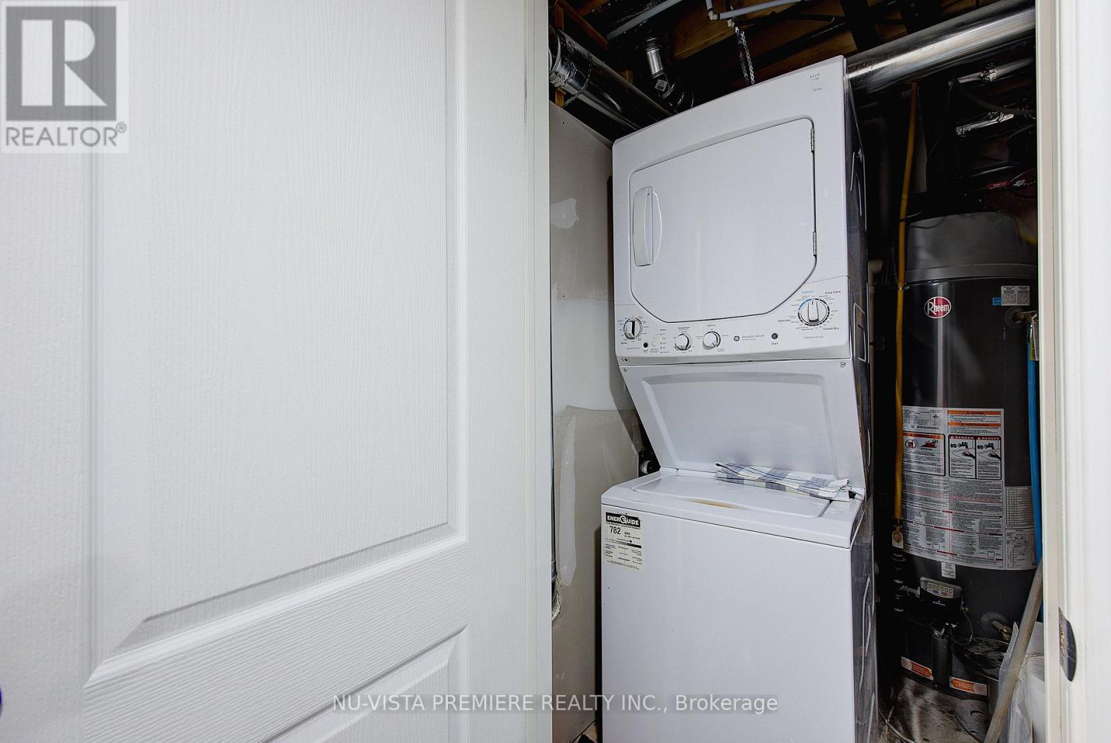 2232 Tripp Drive, London South (South V), ON - Indoor Photo Showing Laundry Room