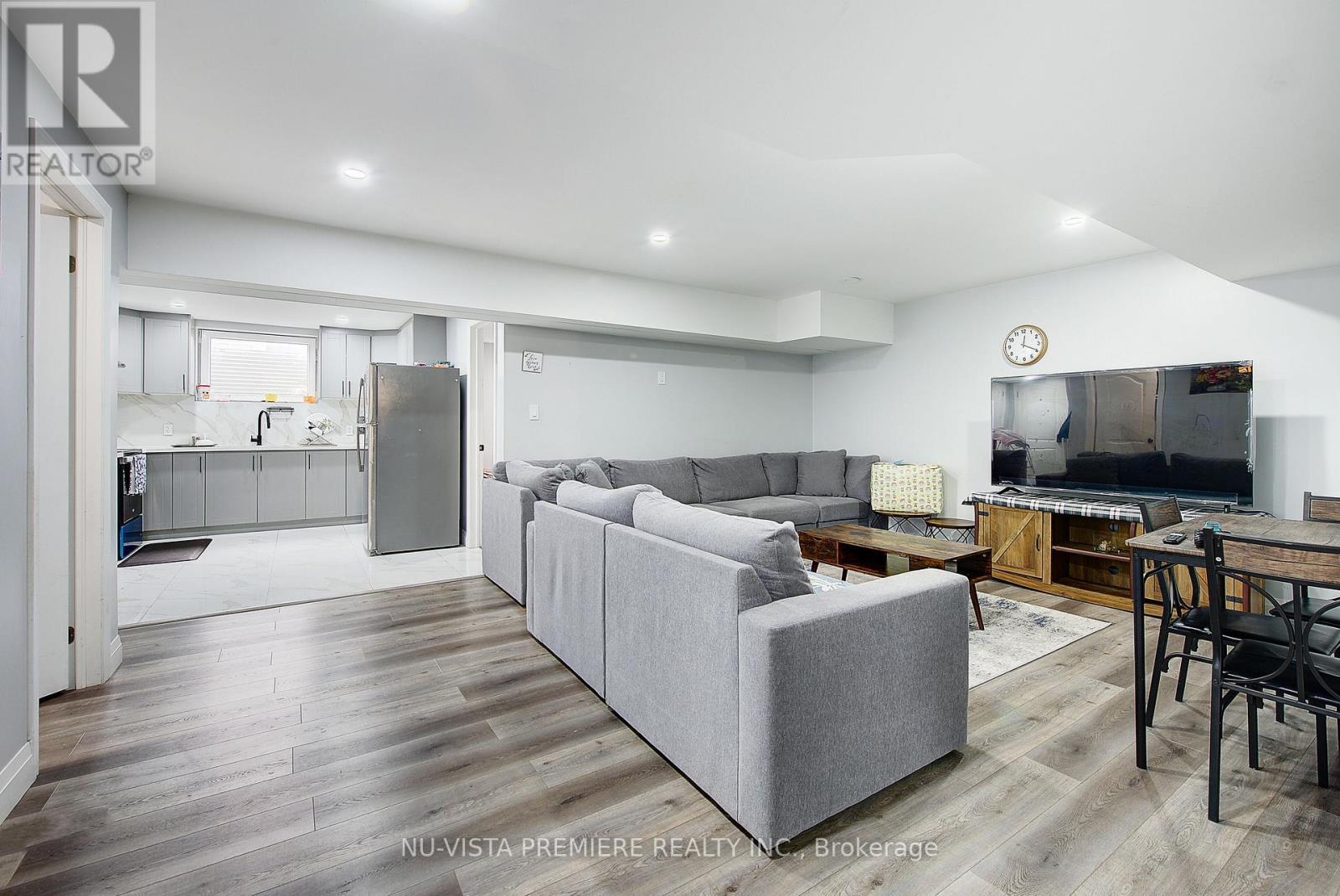 2232 Tripp Drive, London South (South V), ON - Indoor Photo Showing Other Room