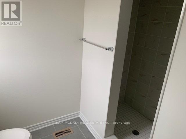 22 - 19 Ridge Road, Cambridge, ON - Indoor Photo Showing Bathroom