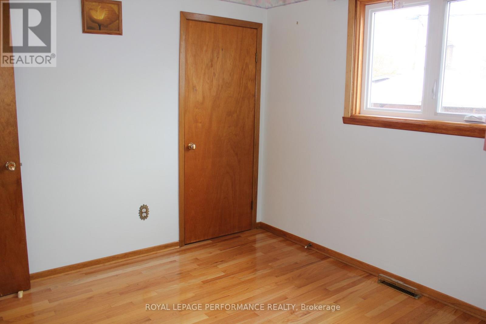 408 Beach Avenue, Cornwall, ON - Indoor Photo Showing Other Room