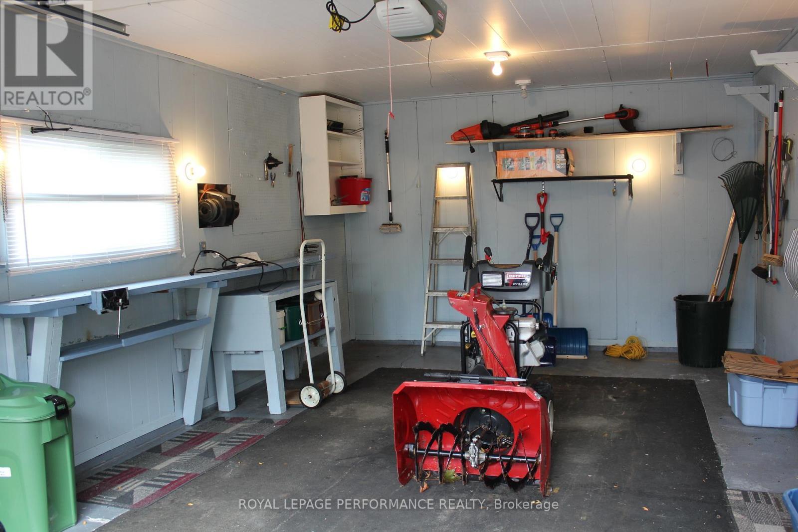 408 Beach Avenue, Cornwall, ON - Indoor Photo Showing Other Room