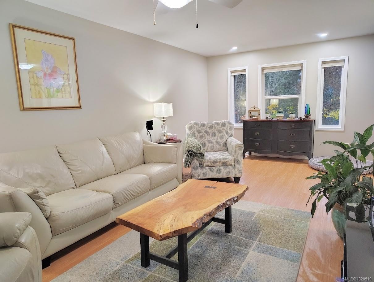 2435 4Th Ave, Port Alberni, BC