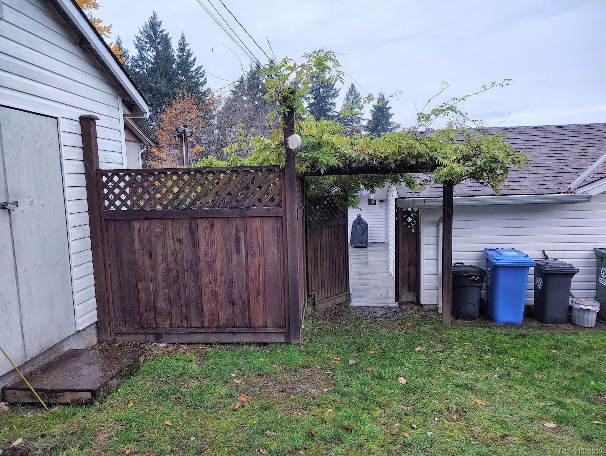 2435 4Th Ave, Port Alberni, BC