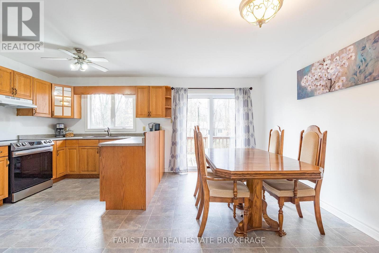 3576 Peter Street, Ramara, ON - Indoor