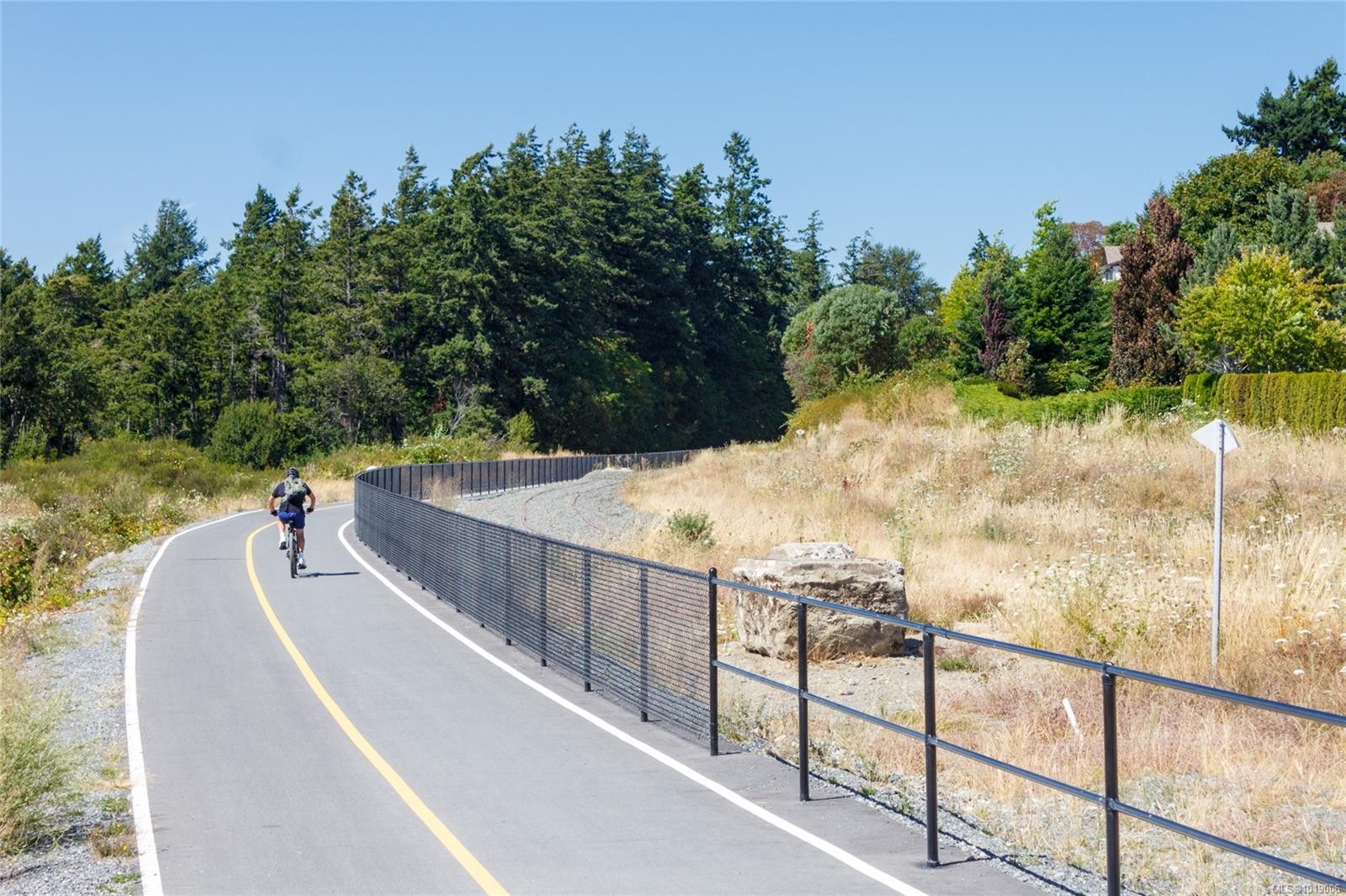 33-909 Admirals Rd, Esquimalt, BC