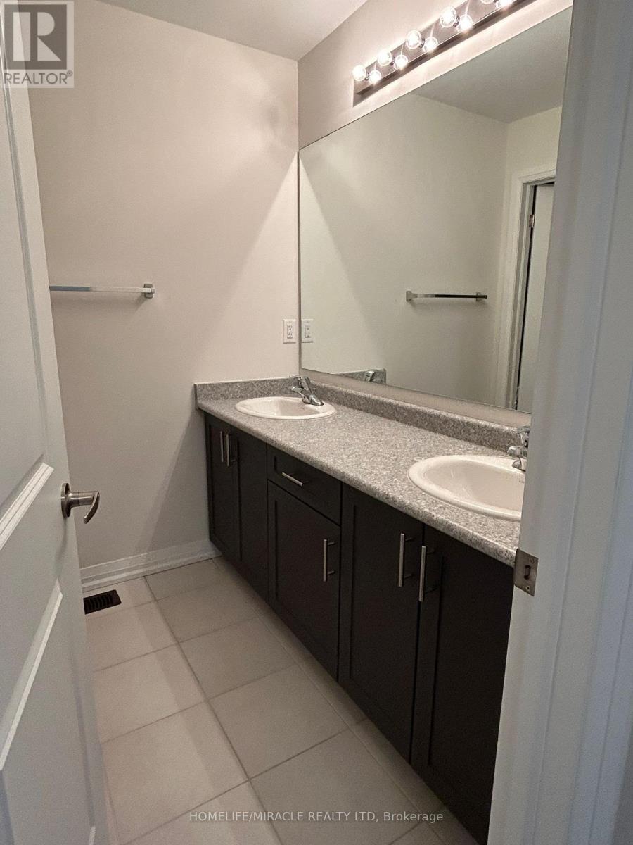 11 Federica Crescent W, Wasaga Beach, ON - Indoor Photo Showing Bathroom