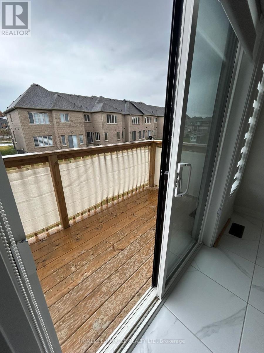 11 Federica Crescent W, Wasaga Beach, ON - Outdoor With Exterior