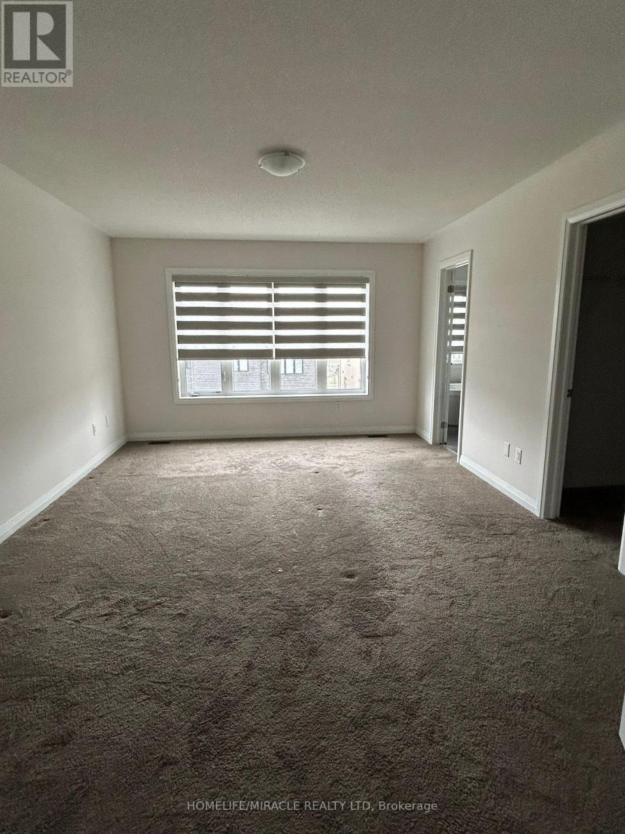 11 Federica Crescent W, Wasaga Beach, ON - Indoor Photo Showing Other Room