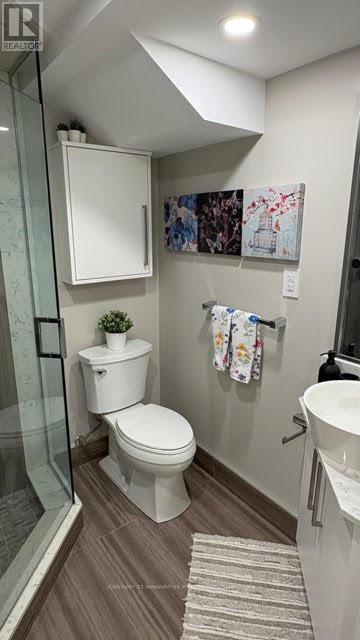 20 Bsmt - 275 Manse Road, Toronto, ON - Indoor Photo Showing Bathroom