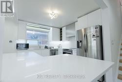 Contemporary kitchen, fully upgraded -