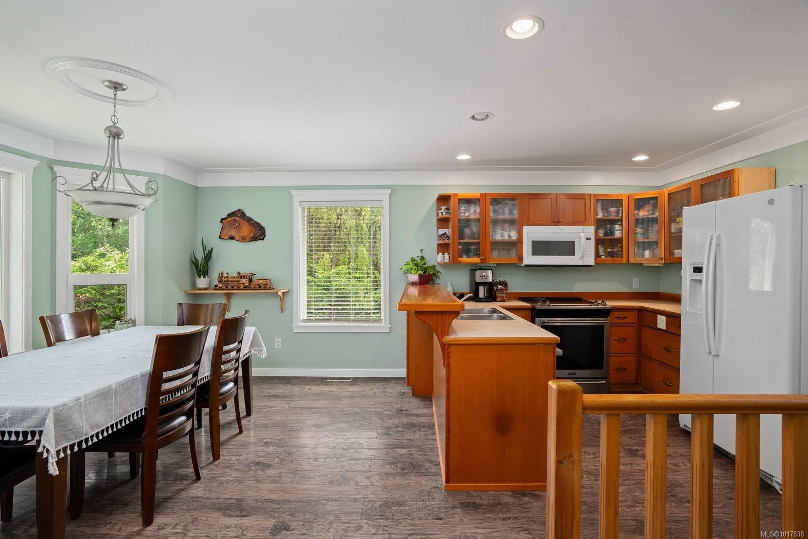 2750 Scobhal Rd, Shawnigan Lake, BC