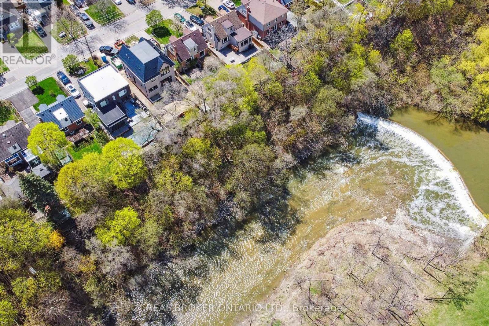 38 Riverview Heights, Toronto, ON - Outdoor With View