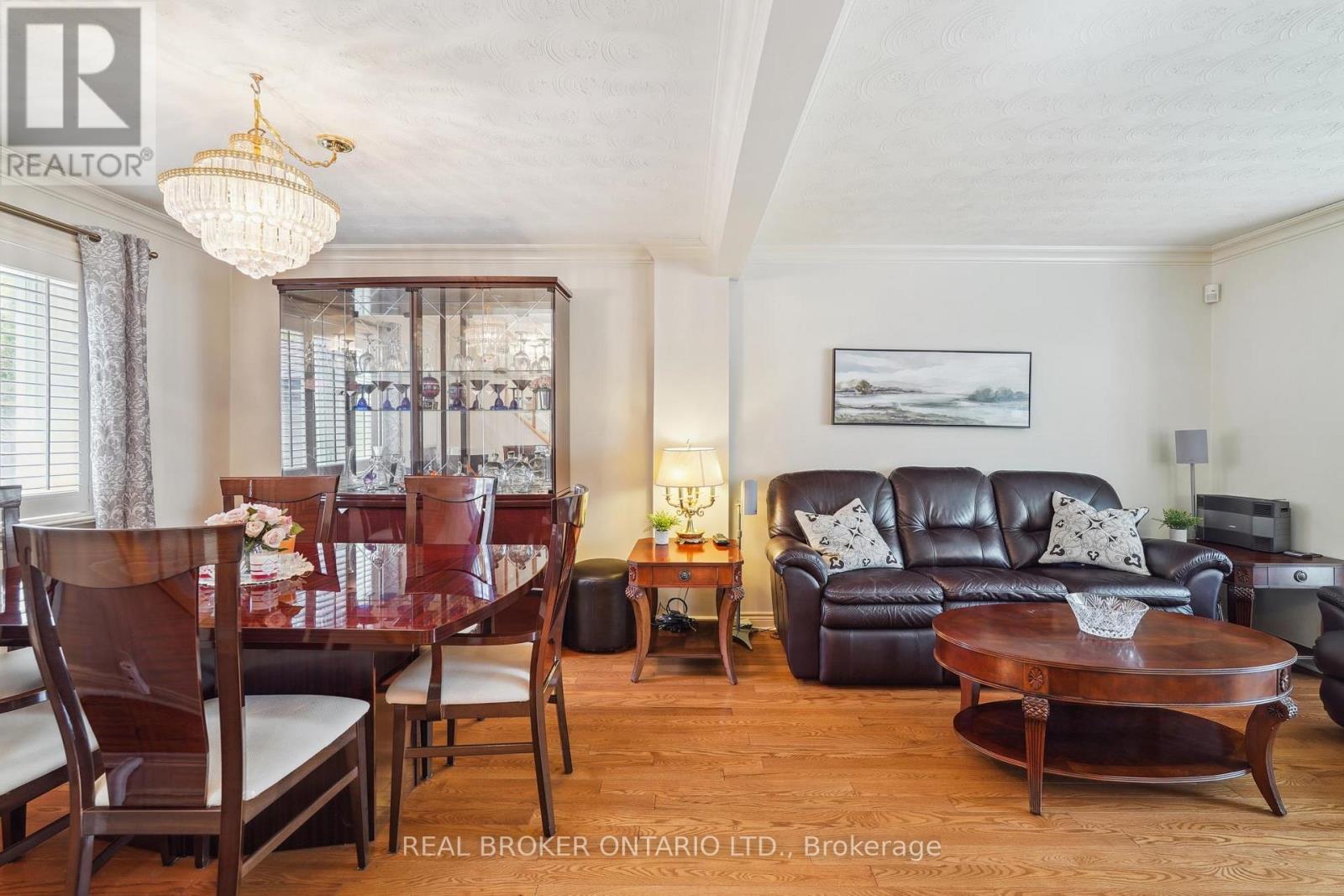 38 Riverview Heights, Toronto, ON - Indoor