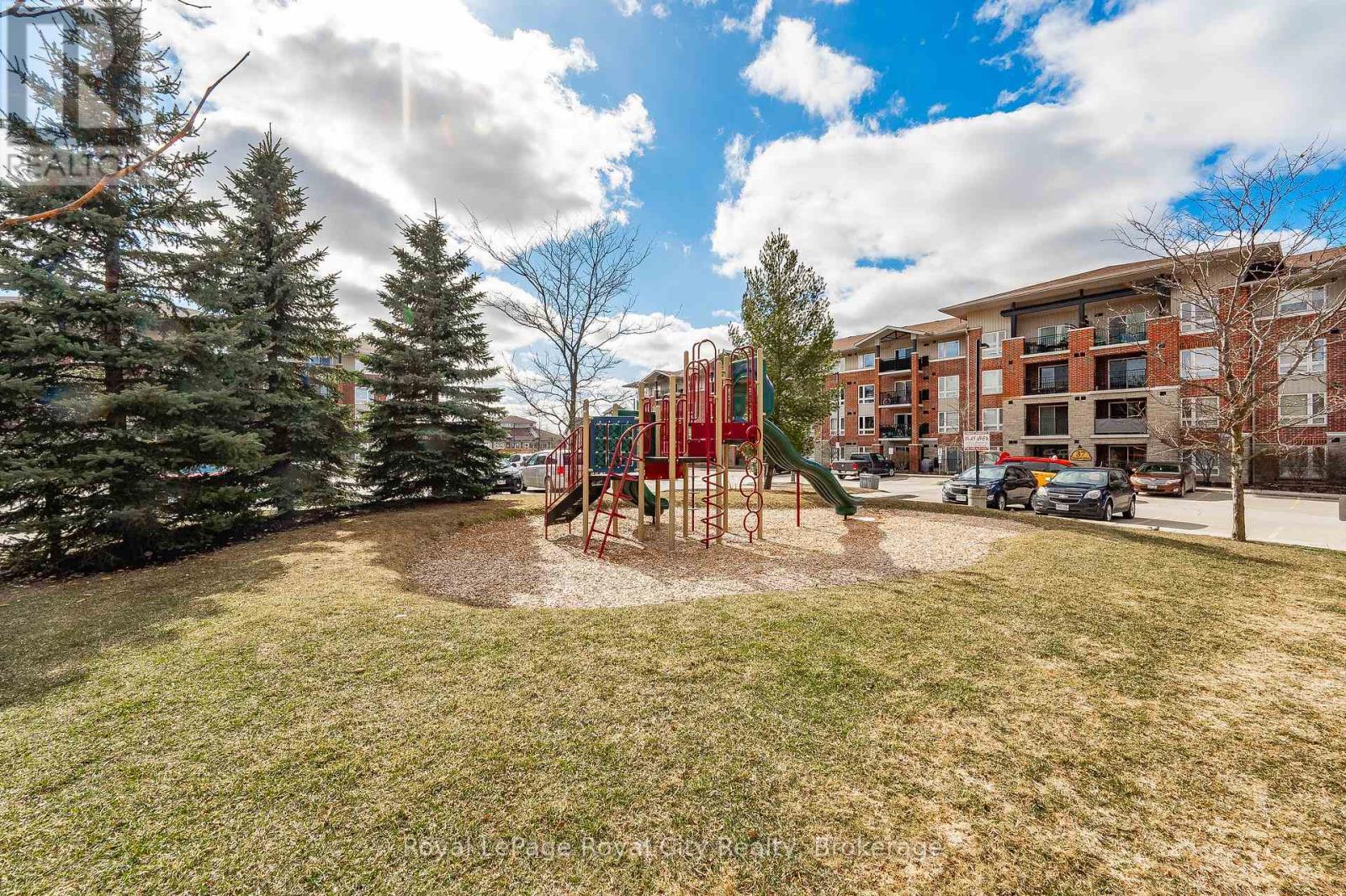 309 - 41 Goodwin Drive, Guelph (Pineridge/Westminster Woods), ON - Outdoor