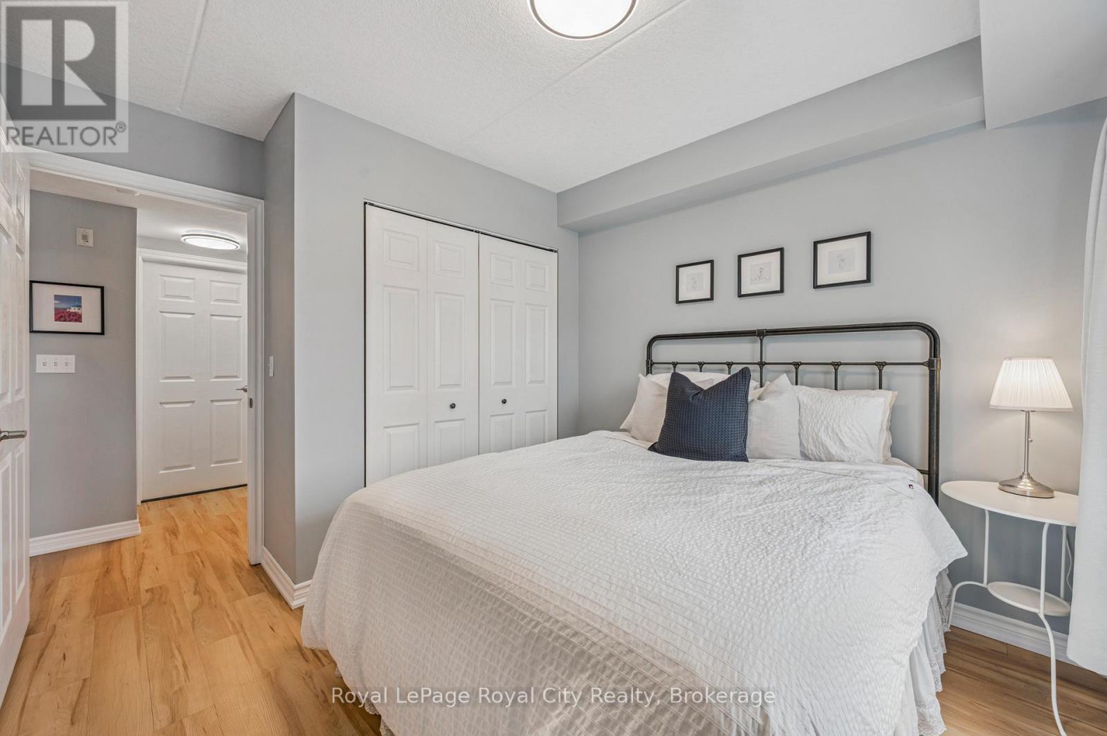 309 - 41 Goodwin Drive, Guelph (Pineridge/Westminster Woods), ON - Indoor Photo Showing Bedroom