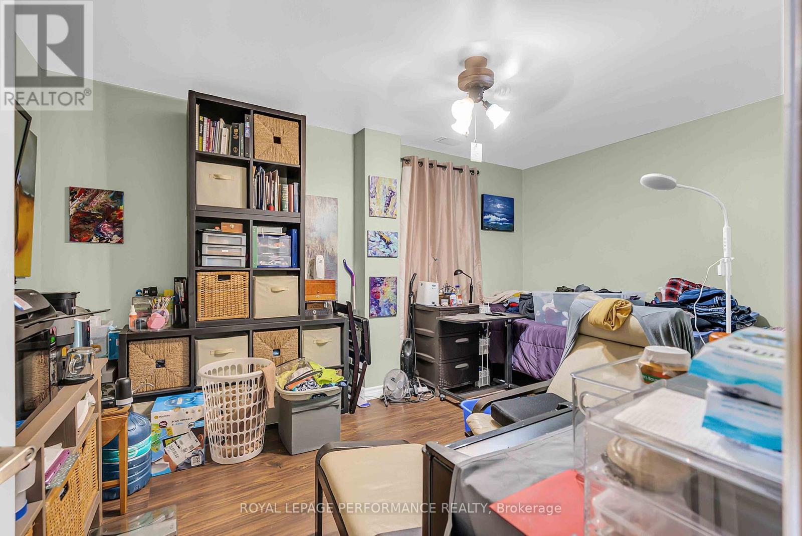 725 Gloucester Street N, Cornwall, ON - Indoor