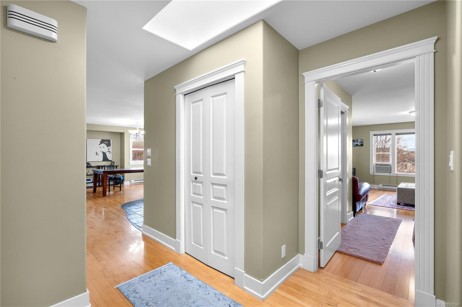 4012 Rainbow St, Saanich, BC