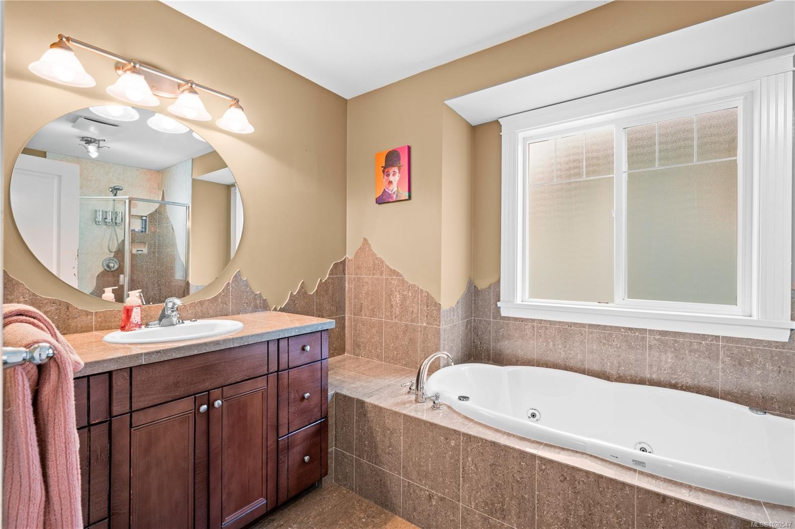 4012 Rainbow St, Saanich, BC