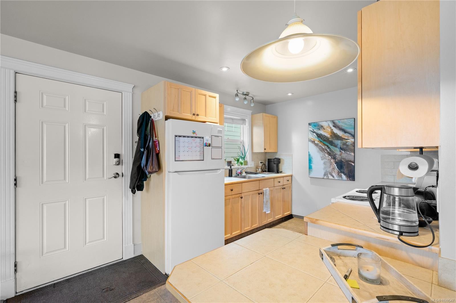 4012 Rainbow St, Saanich, BC