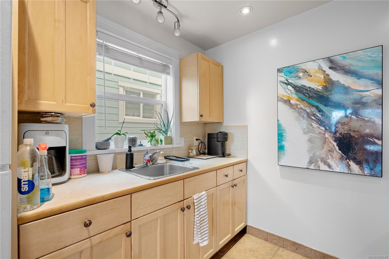 4012 Rainbow St, Saanich, BC